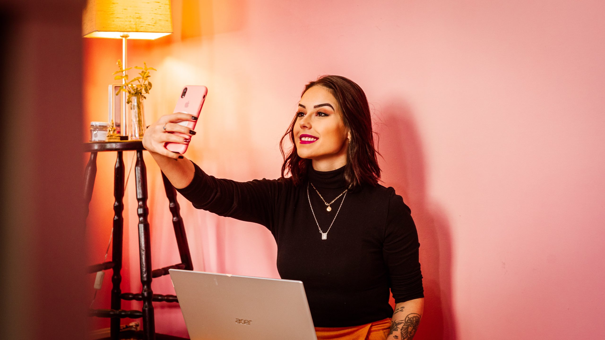 pink woman selfie confident